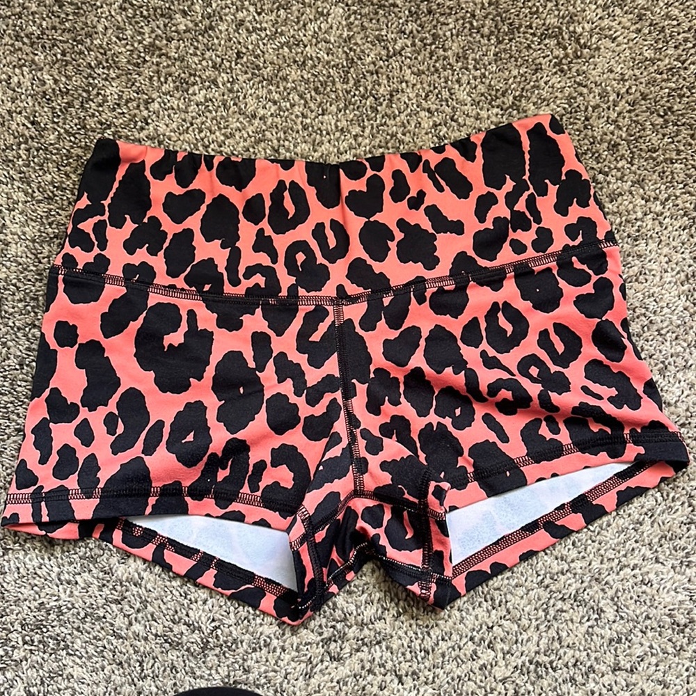 Fleo Shorts
